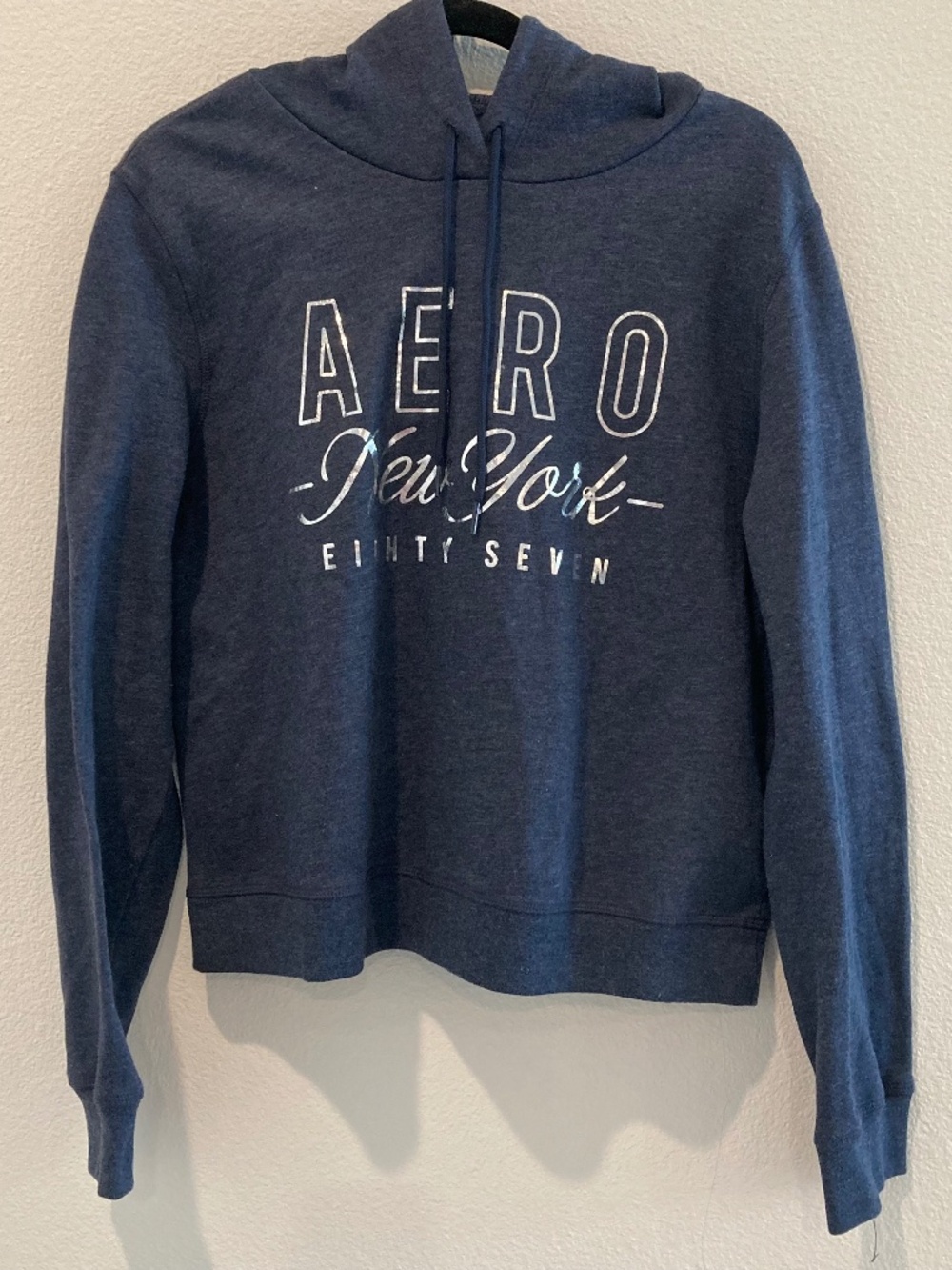 Aeropostale Aero New York Eighty Seven Foil Graphic Pullover Hoodie Navy Large
